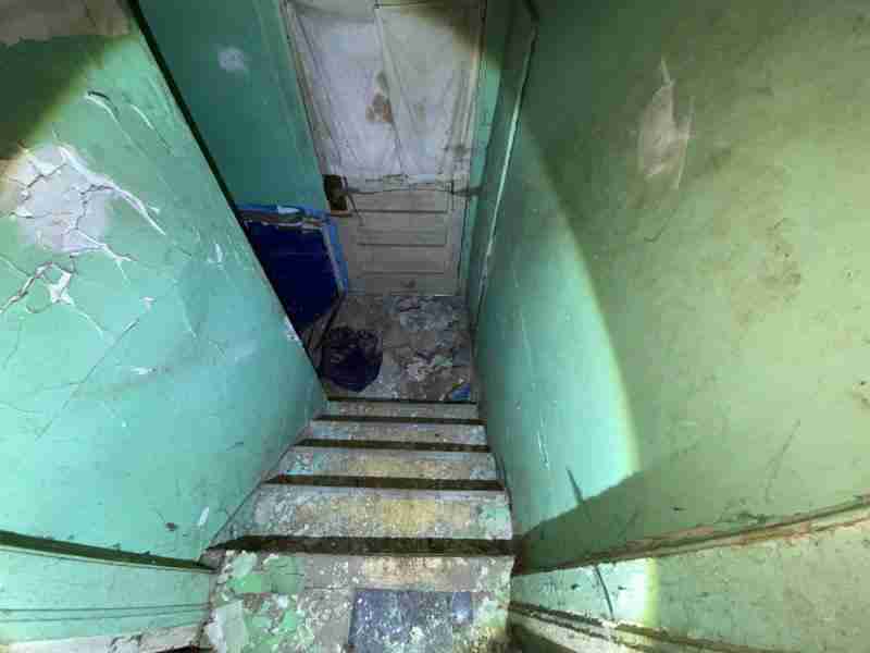 14475 Robson (51).jpg